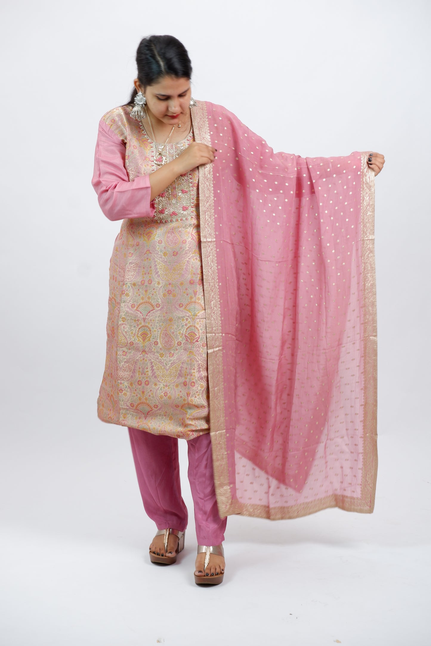 DH233-Dusty Pink Suit With Paisley Zari Weaving & Embroidery Dupatta