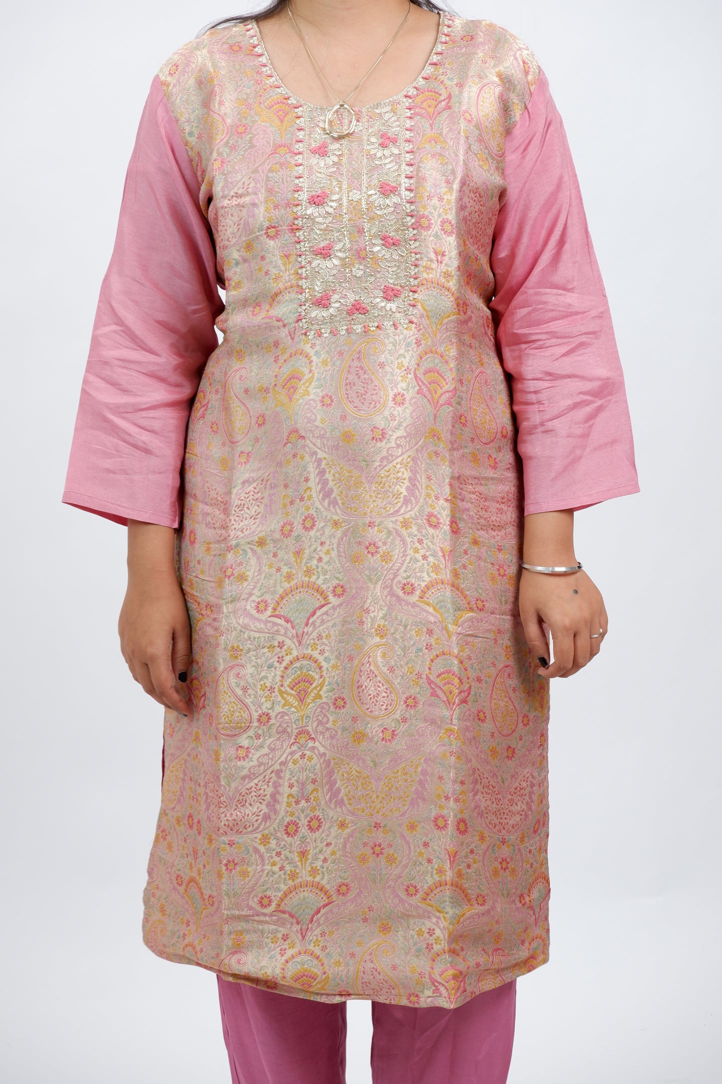 DH233-Dusty Pink Suit With Paisley Zari Weaving & Embroidery Dupatta