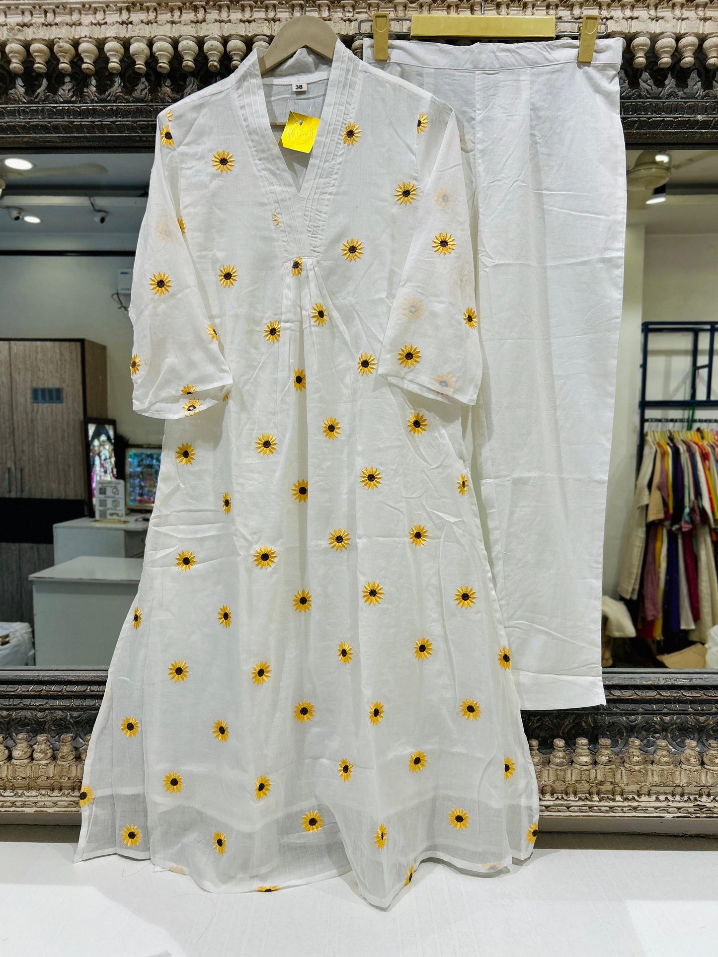 DH187- Sunny White Sunflower Embroidered Suit Set