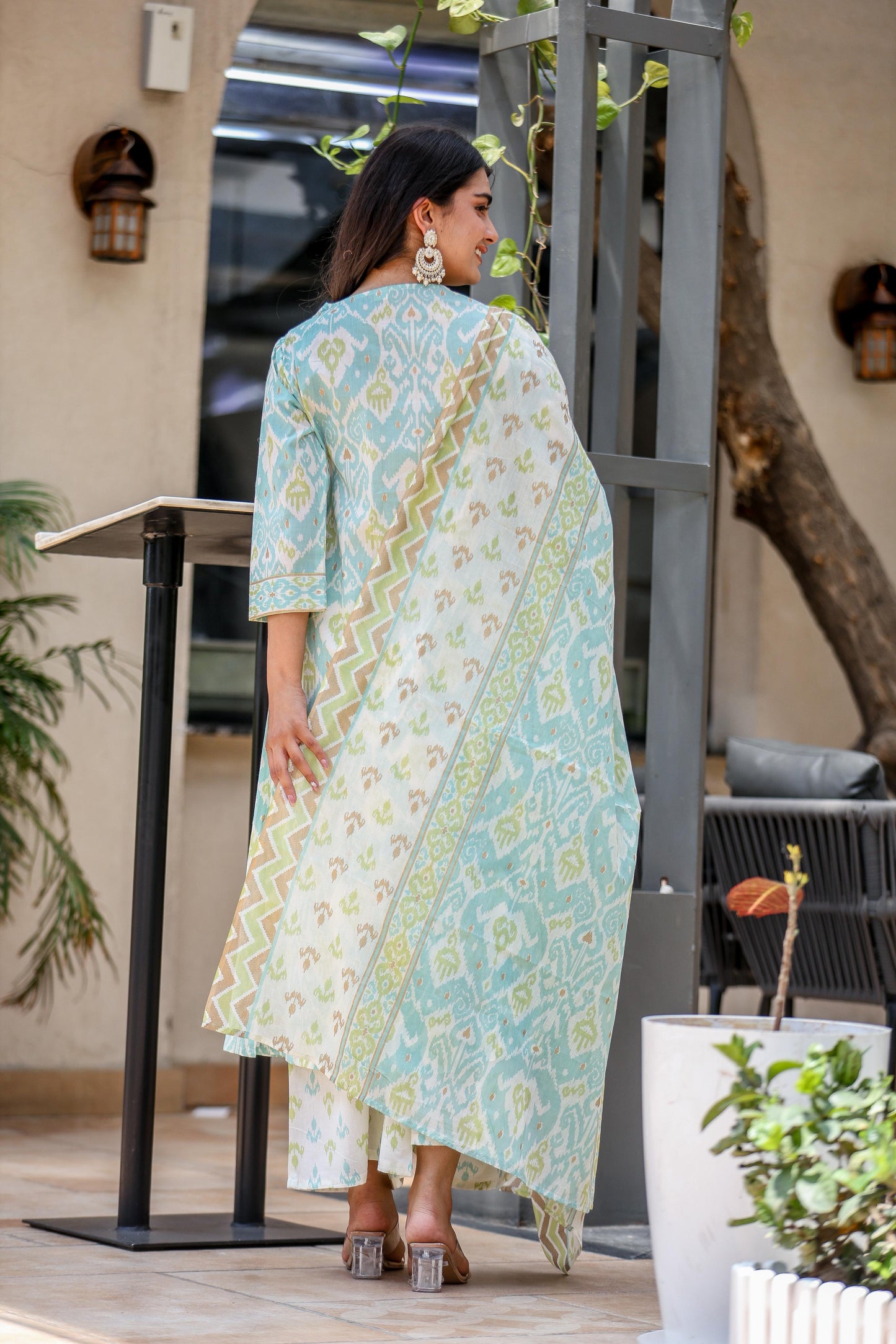 DH186- Serene Ikat Print Cotton Suit Set