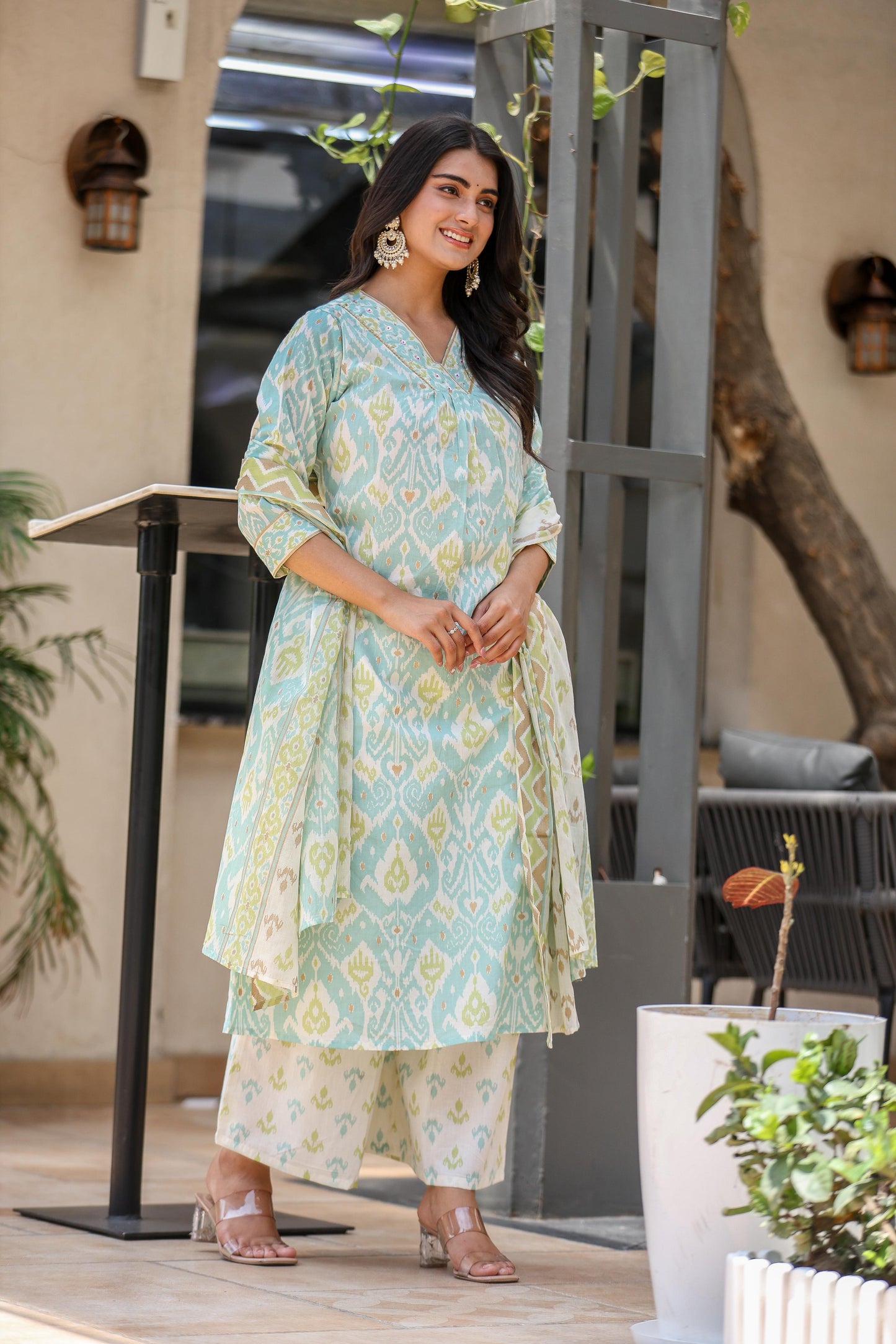 DH186- Serene Ikat Print Cotton Suit Set