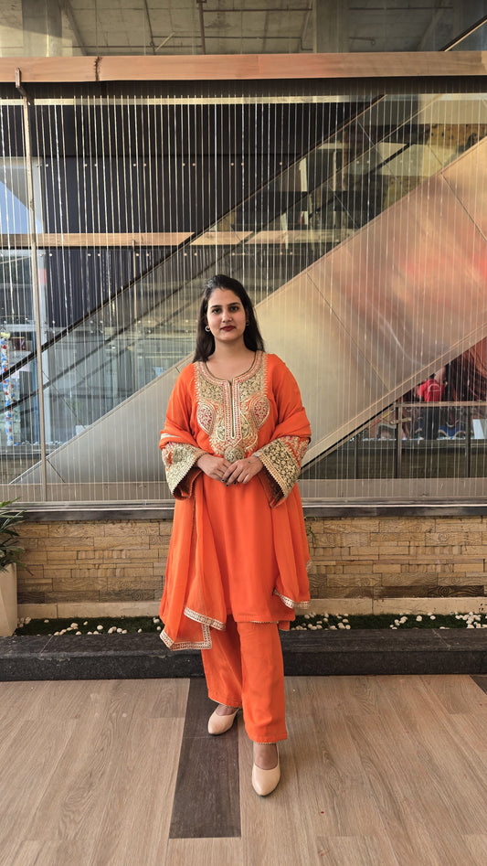 DH240-Festive Glow in Elegant Orange