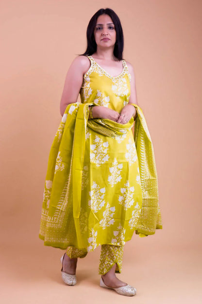 DH132-G-Light Green Floral Suit with Mirror Work - Dharini's Store