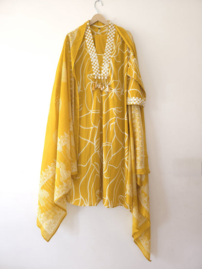 DH 168-Y (PS)-Mustard Yellow and White Print Kurta with Dupatta - Dharini's Store