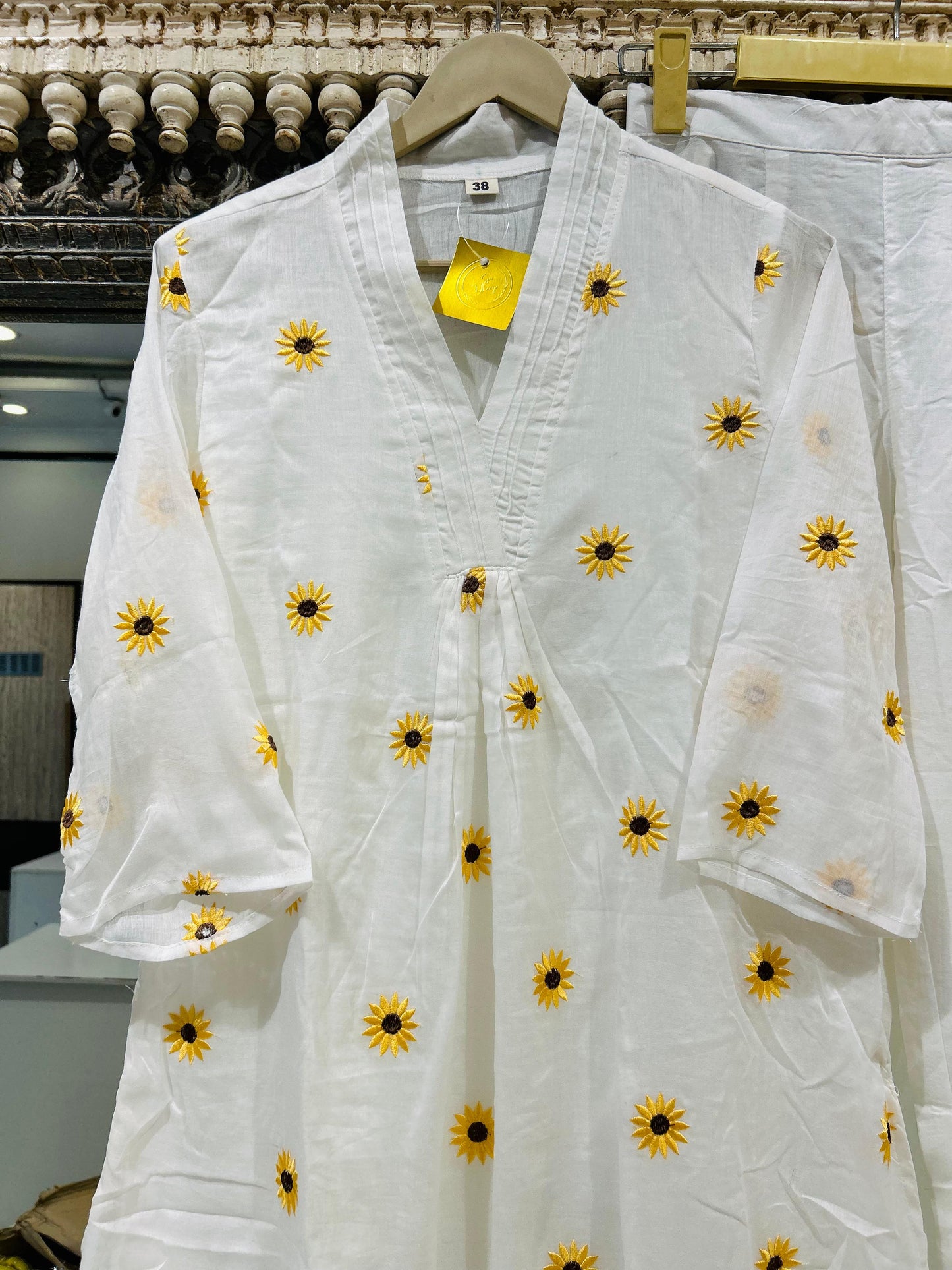 DH187- Sunny White Sunflower Embroidered Suit Set