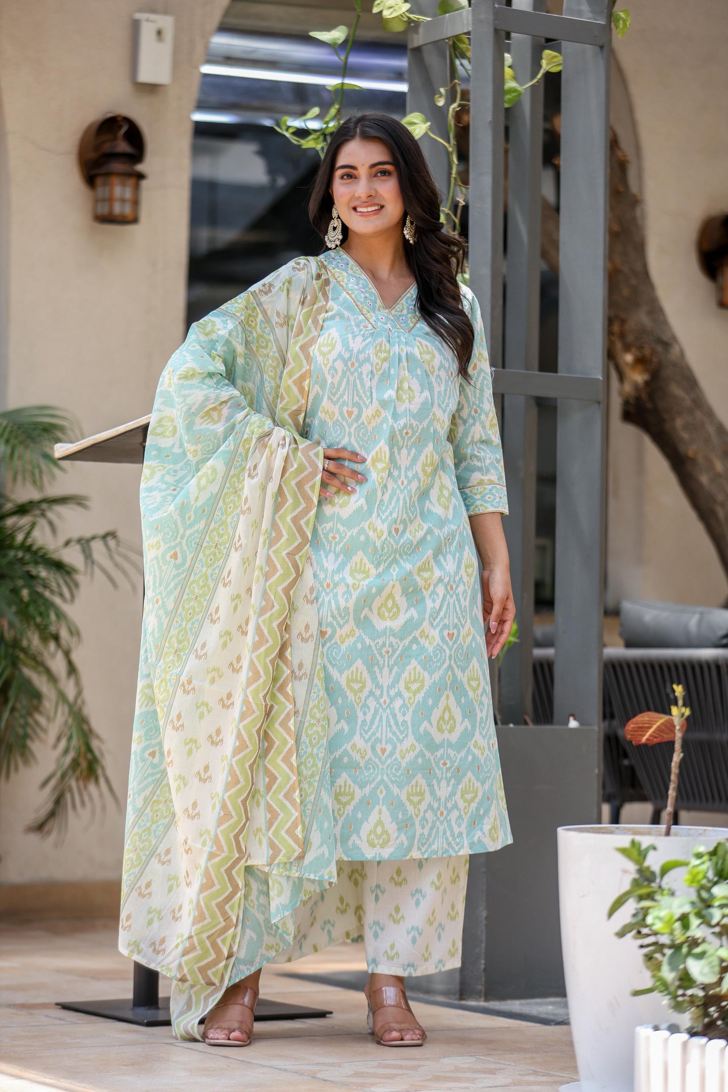 DH186- Serene Ikat Print Cotton Suit Set