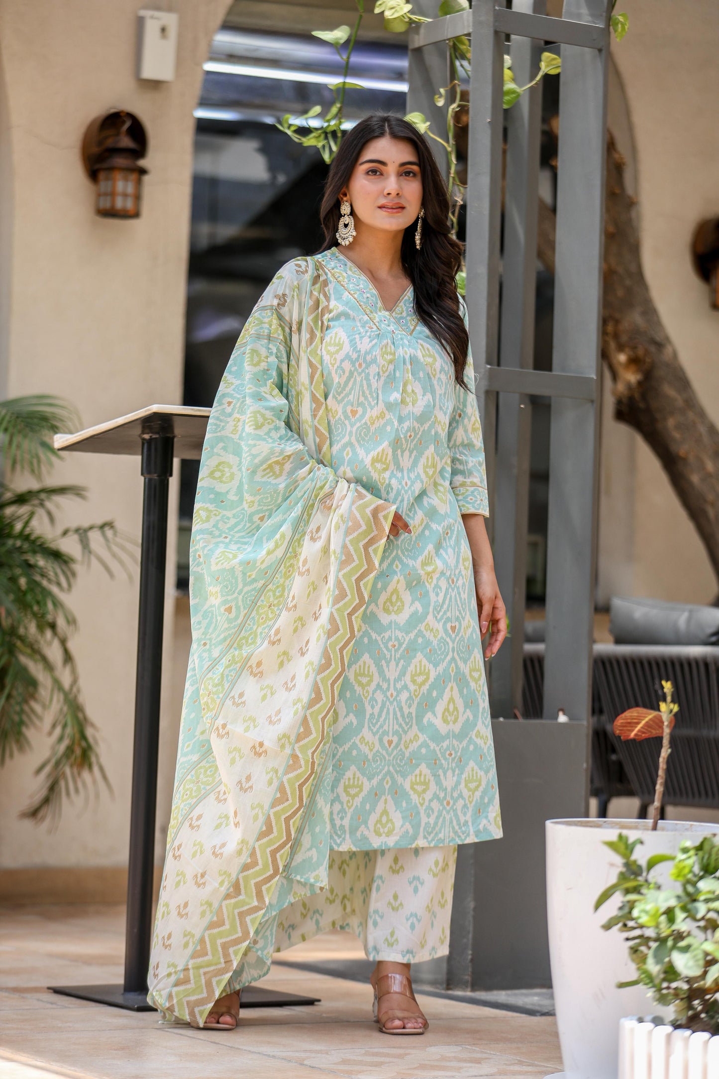 DH186- Serene Ikat Print Cotton Suit Set