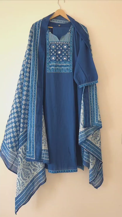 DH166B-Elegant Blue Embroidered Kurta Set