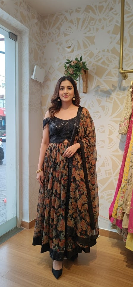 DH220-Black Sequin Blouse with Floral Print Lehenga Chunni