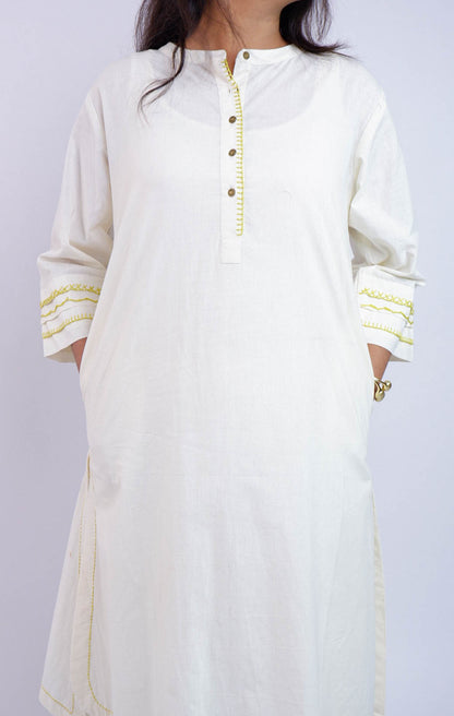 DH210-Elegant Two-Piece White Cotton Kurta Set with Subtle Detailing
