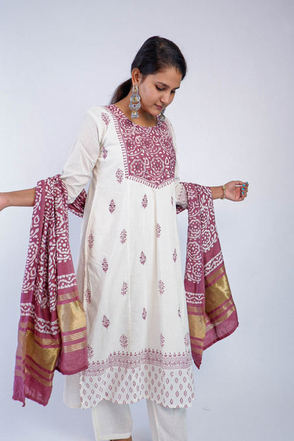 DH172W-Elegant Printed Suit Set