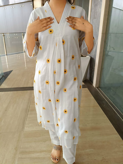 DH187- Sunny White Sunflower Embroidered Suit Set