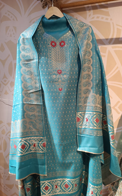 DH259-Heritage In Blue & Gold