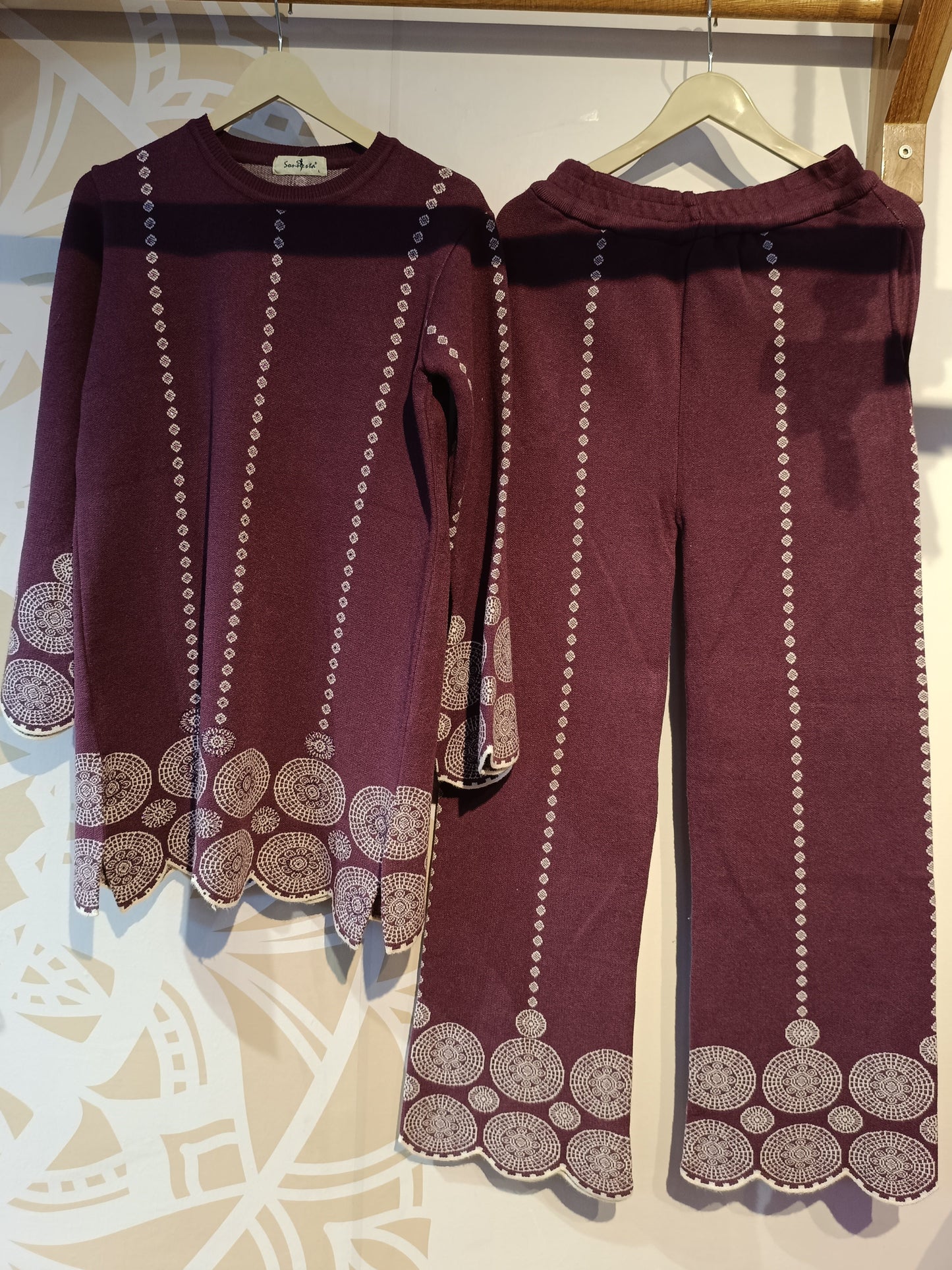 DH299-Maroon Woolen Two-Piece Suit with Printed Details