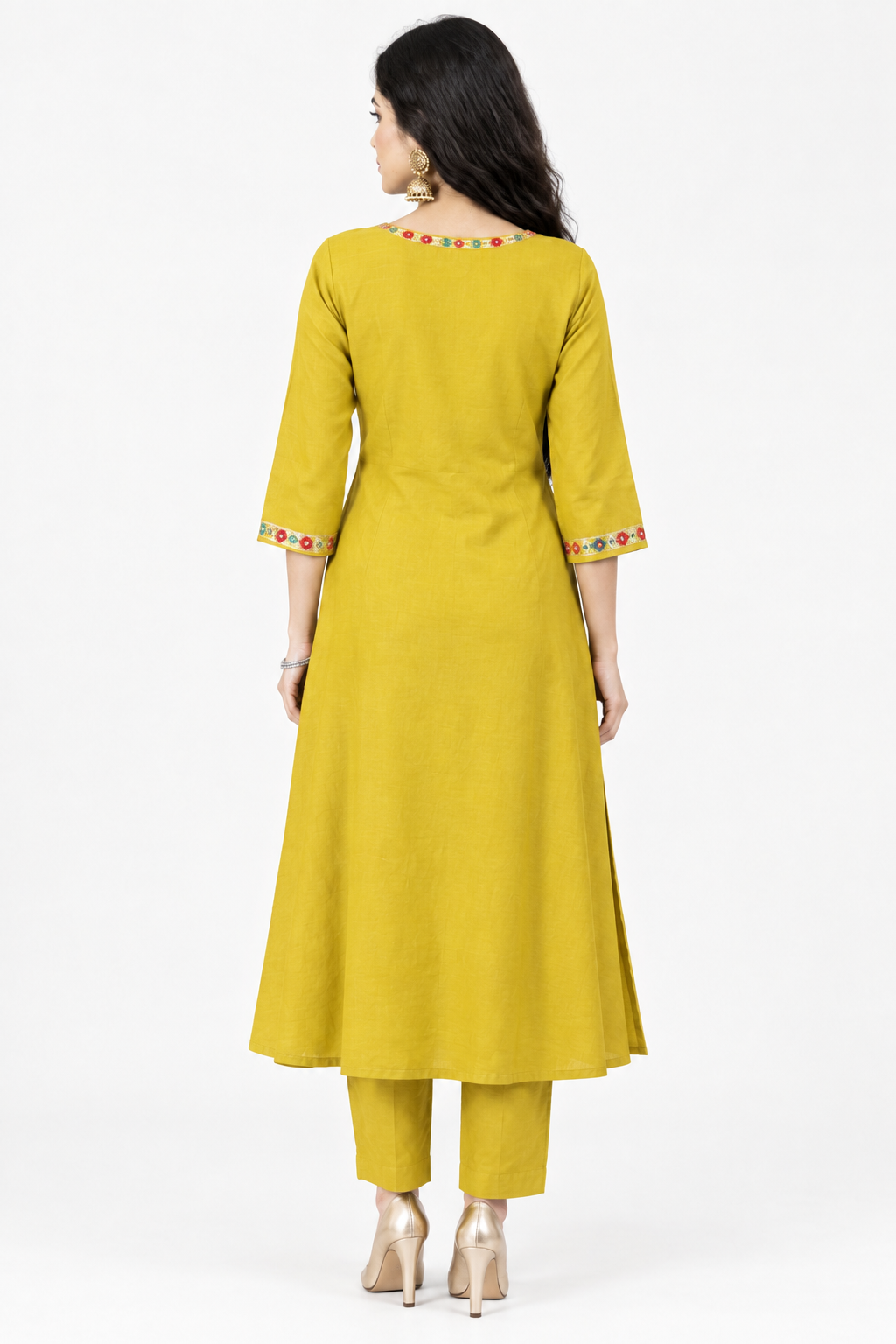 DH181G-Elegant Mul Chanderi Suit with Hand Embroidered Neckline
