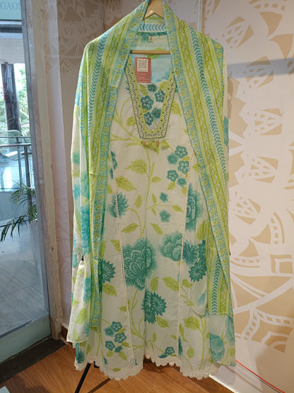 DH123-Cotton Floral Print Kurta Set with Dupatta - Dharini's Store