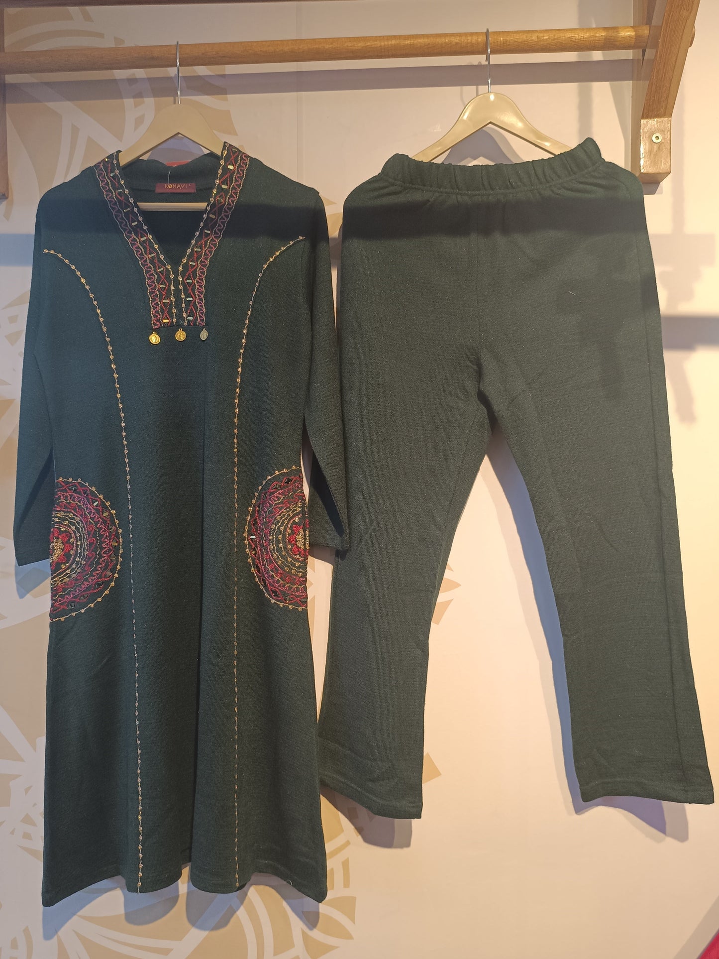 DH297-Dark Green Woolen Embroidered Kurta Pant Set