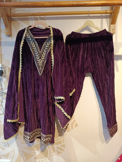 DH291-Plum Velvet Three-Piece Suit with Heritage-Inspired Embroidery