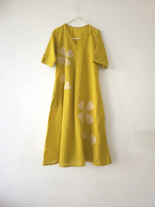 DH 158-Y-Yellow Appliqué Kurta Set